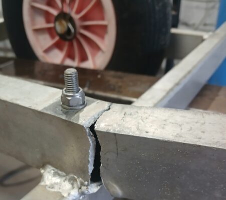 metallerie nautique l atelier kurun metallerie cotes d'armor pleneuf saint alban erquy lamballe remorque mise a l eau ecole de voile centre nautique